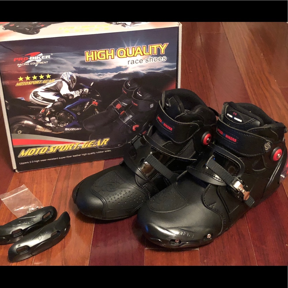 Mens Size11 Pro-Biker Motorcycling Racing Boots